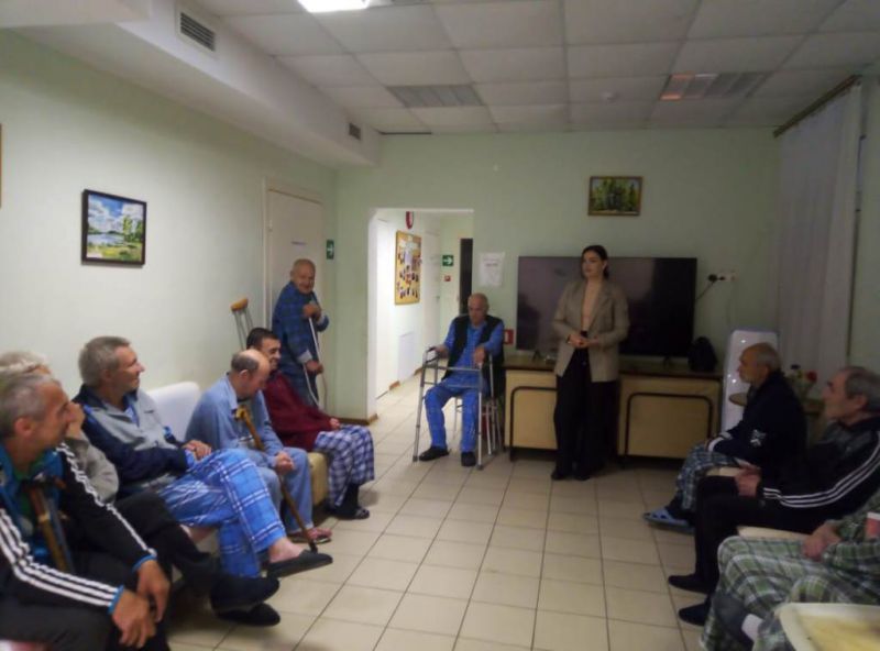 В ОВП №1 (дер. Заовражье) прошла очередная встреча проживающих с сотрудниками Вороненской сельской библиотеки.